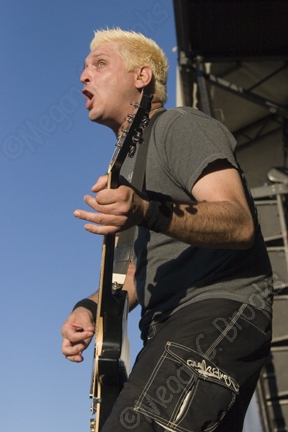 Less Than Jake - July 12, 2006 - Warped Tour - Dodger Stadium